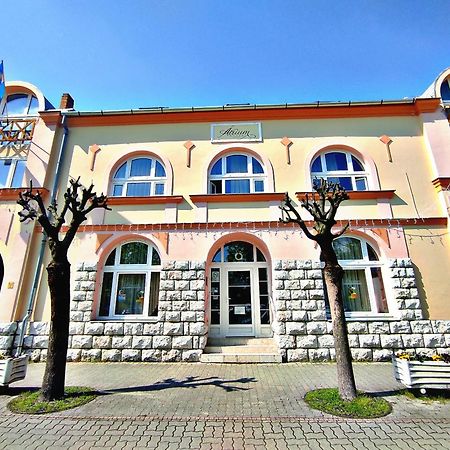 Atrium Hotel Harkany Exterior photo