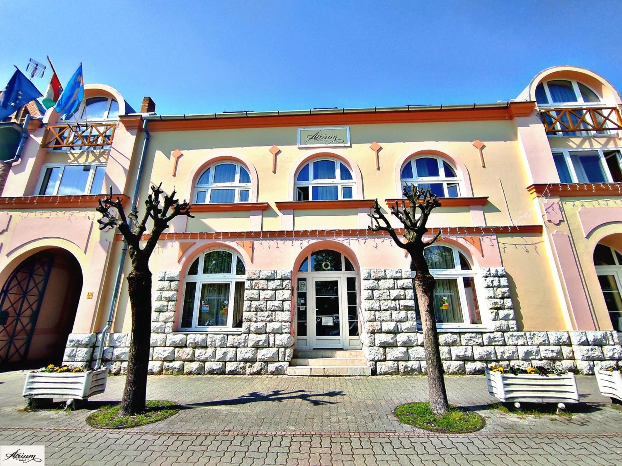 Atrium Hotel Harkany Exterior photo